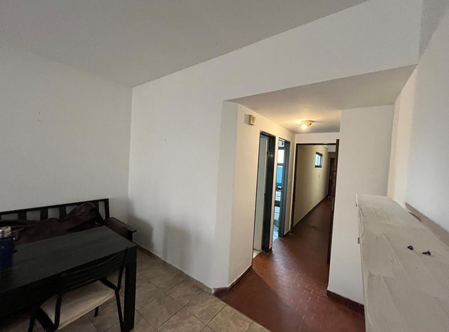 Foto de DEPARTAMENTO MONOAMBIENTE EN LA PLATA EN VENTA, imagen 1