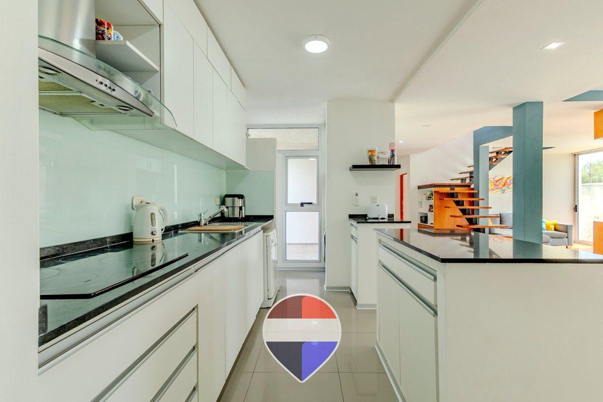 Foto de CASA EN VENTA LA PLATA 3 DORMITORIOS COCHERA, imagen 2