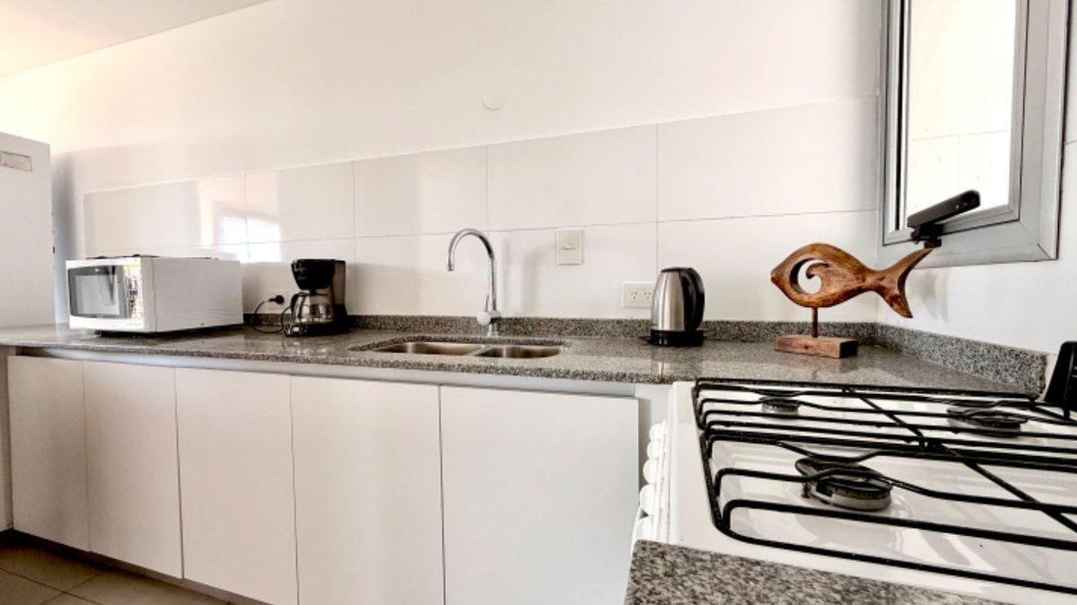 Foto de DEPARTAMENTO TIPO PISO EN VENTA LA PLATA, imagen 4