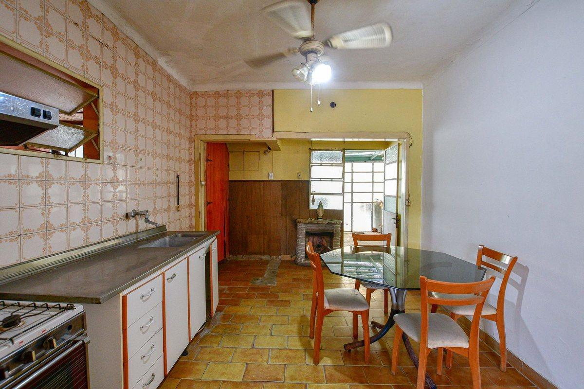 Foto de PH EN VENTA LOS HORNOS 2 DORMITORIOS PATIO, imagen 3