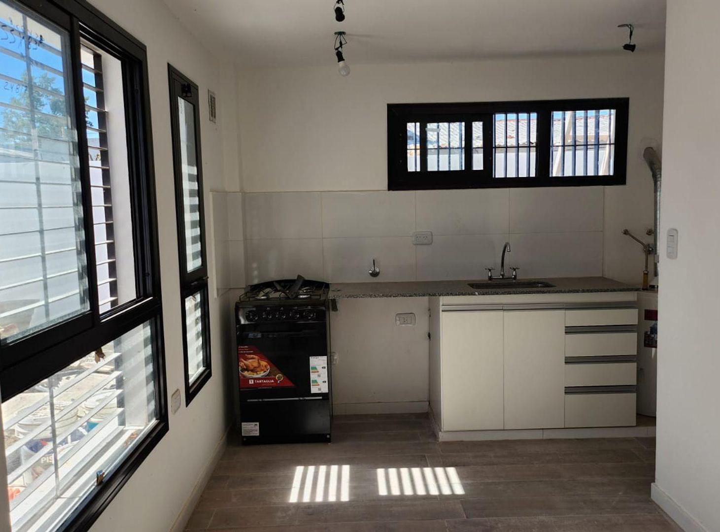 Foto de DEPARTAMENTO EN VENTA LOS HORNOS, imagen 3