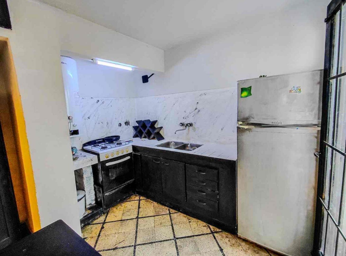Foto de CASA PH VENTA LA PLATA 3 DORMITORIOS TERRAZA PATIO, imagen 4