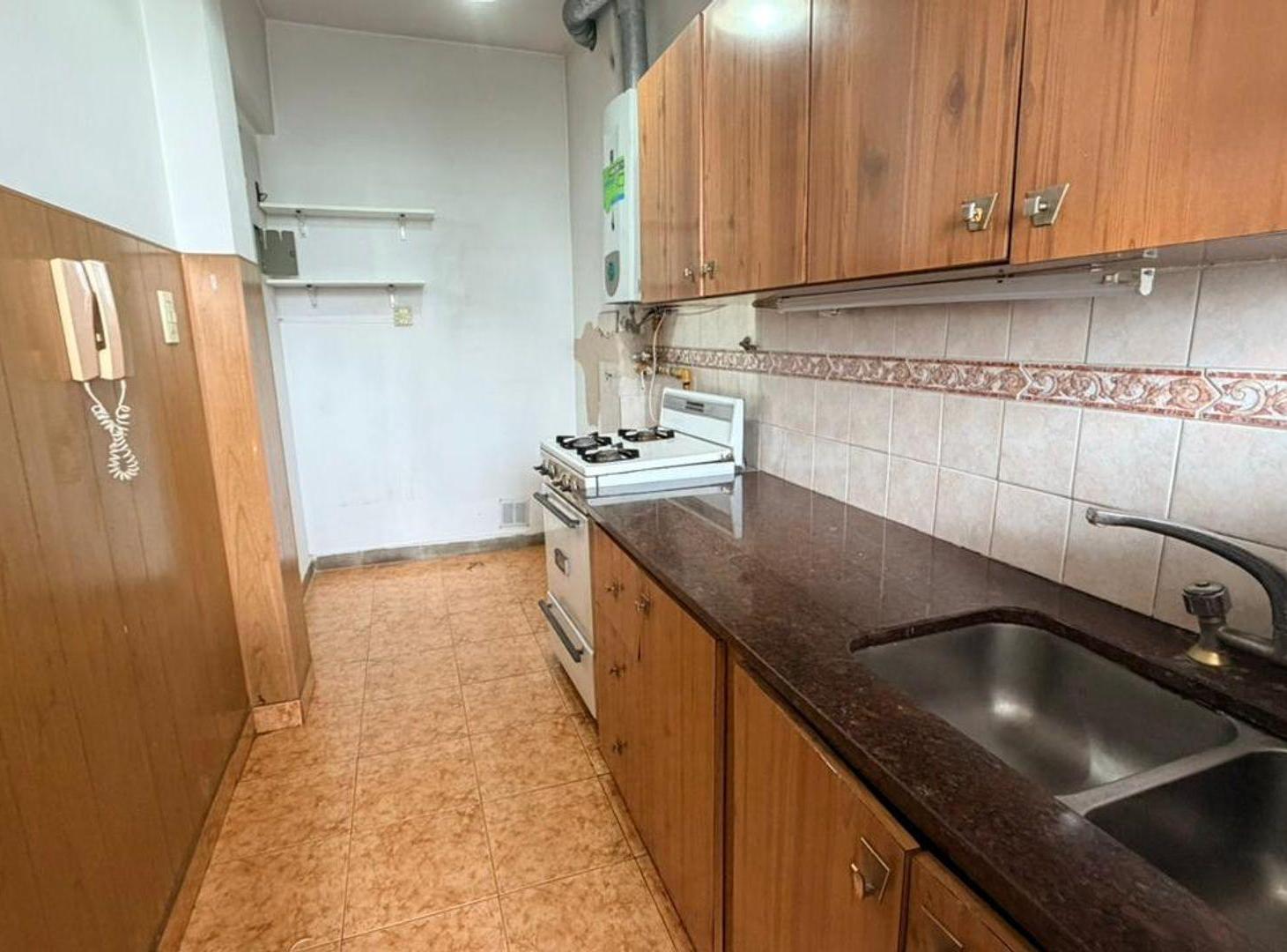 Foto de DEPARTAMENTO EN VENTA LA PLATA 1 DORMITORIO, imagen 3