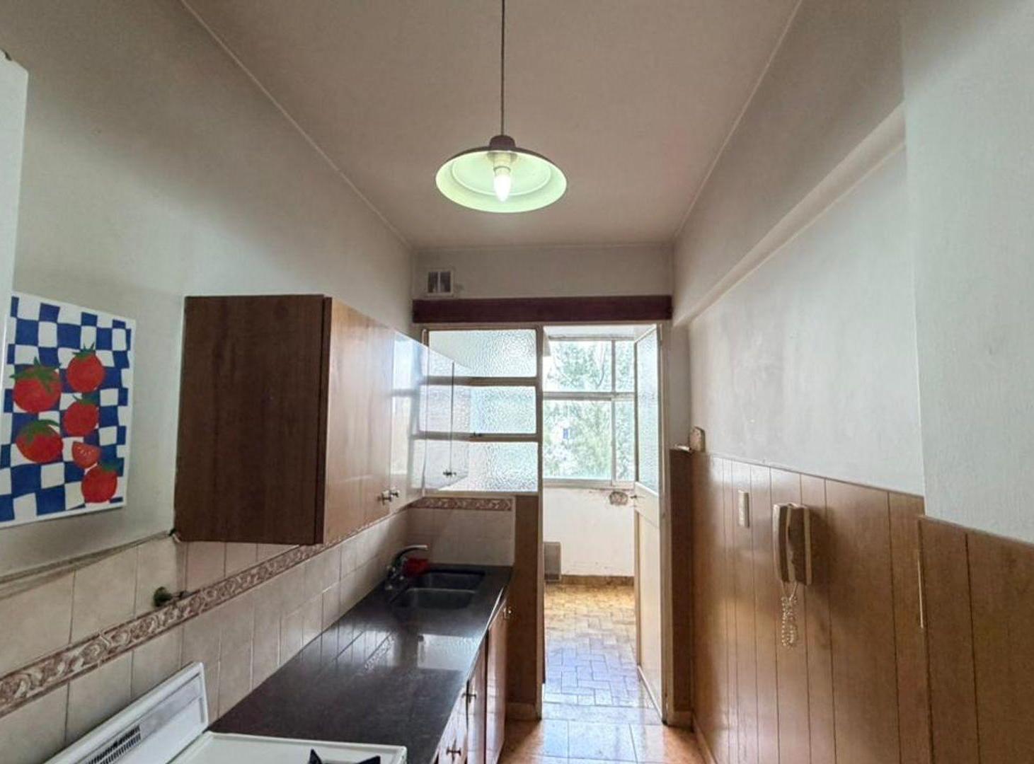 Foto de DEPARTAMENTO EN VENTA LA PLATA 1 DORMITORIO, imagen 2