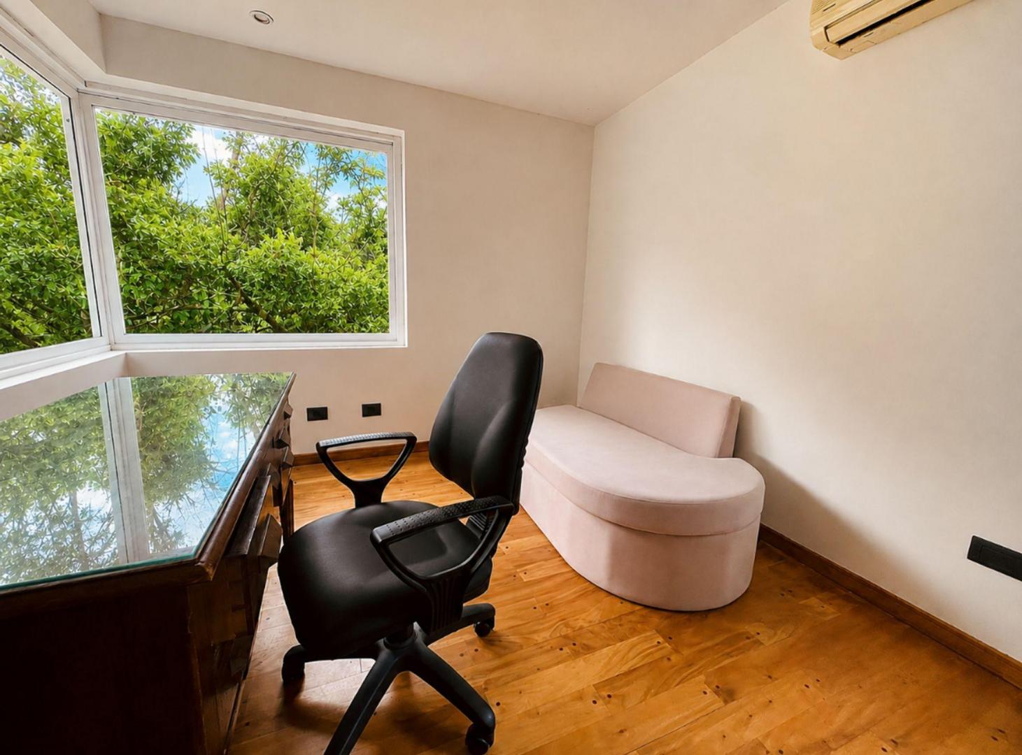 Foto de CASA VENTA ENTRE CAMINOS GONNET, imagen 1
