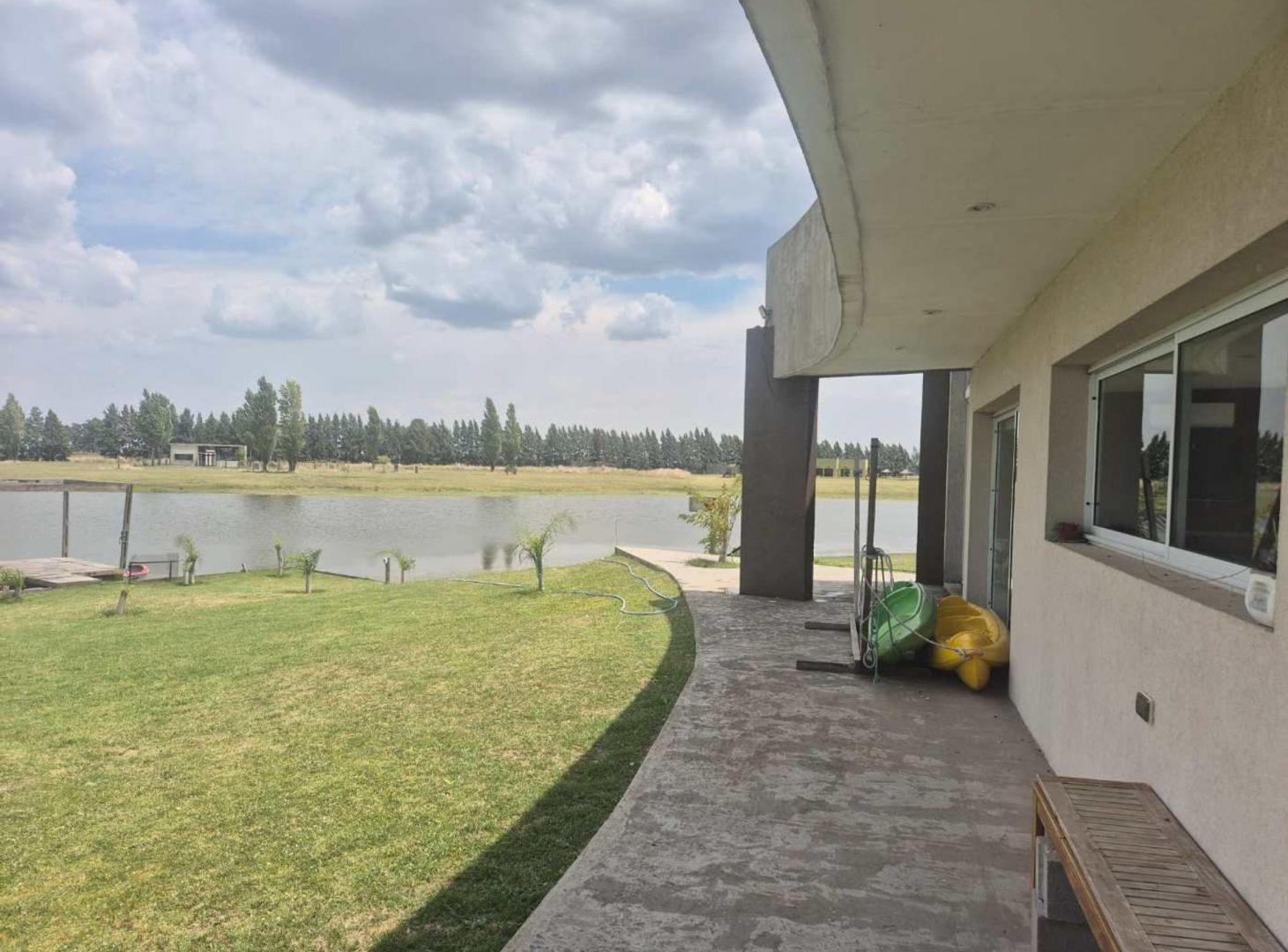 Foto de ALQUILER CASA 2 DORMITORIOS EN BARRIO CERRADO, imagen 2