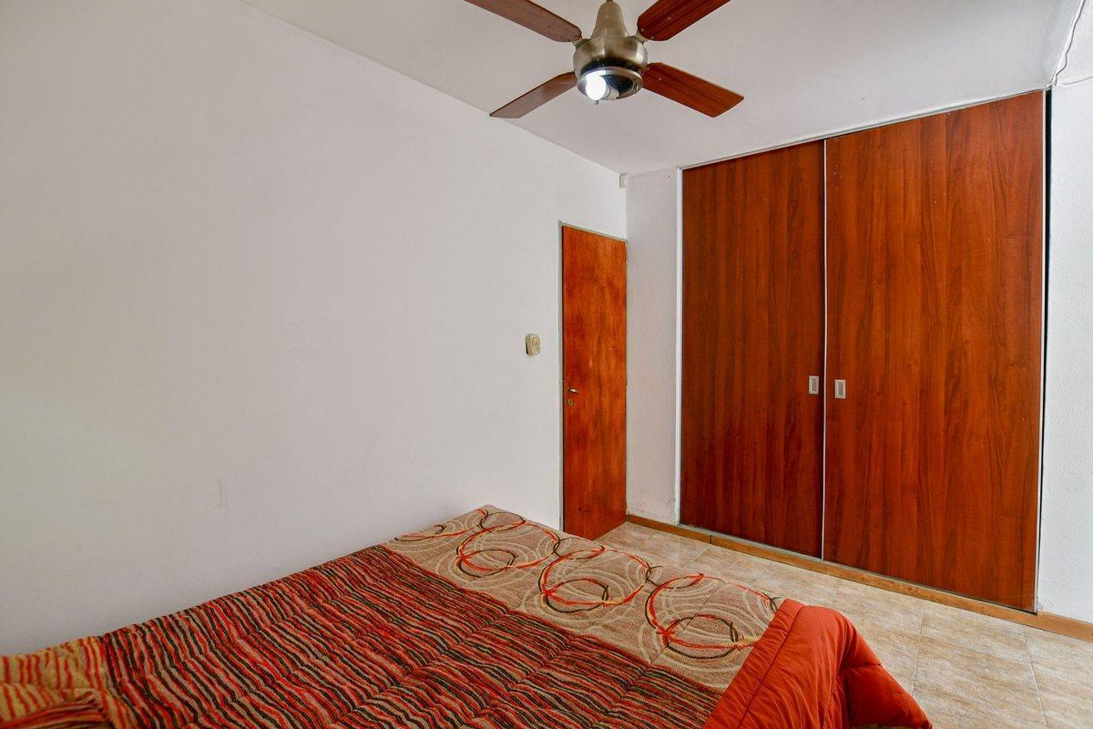 Foto de CASA EN VENTA SICARDI 2 DORMITORIOS CON PILETA, imagen 2