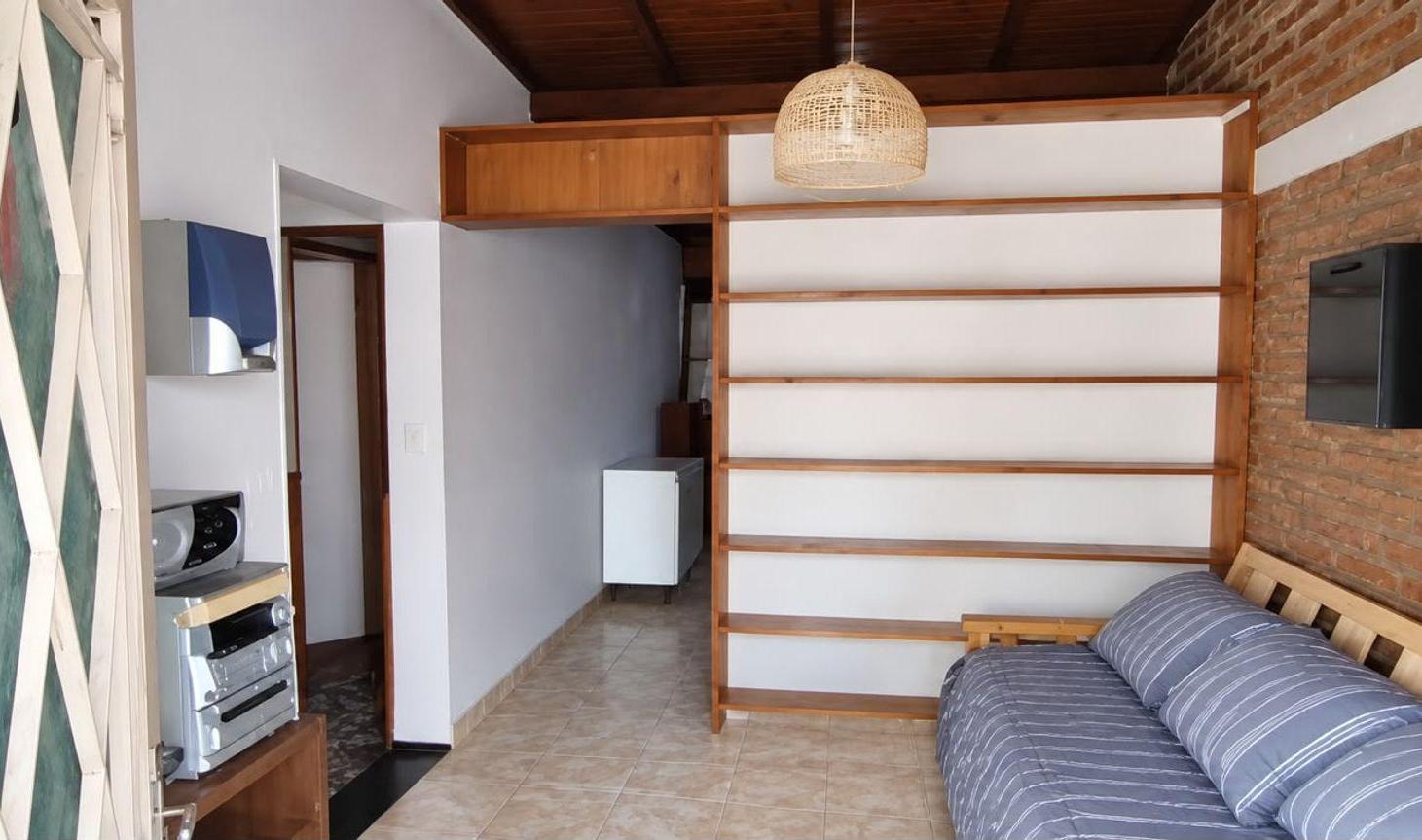 Foto de CASA EN VENTA EN LA PLATA EN ESQUINA, imagen 2