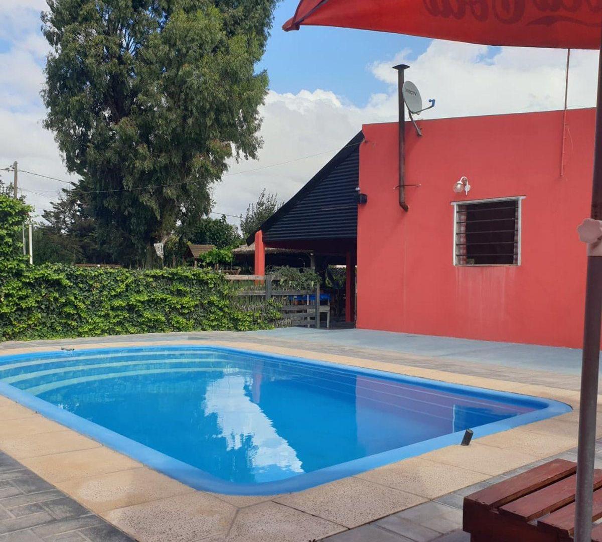 Foto de CASA QUINTA EN VENTA ARTURO SEGUI 3 DORMITORIOS, imagen 2