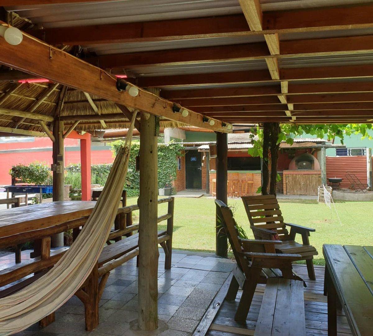 Foto de CASA QUINTA EN VENTA ARTURO SEGUI 3 DORMITORIOS, imagen 3