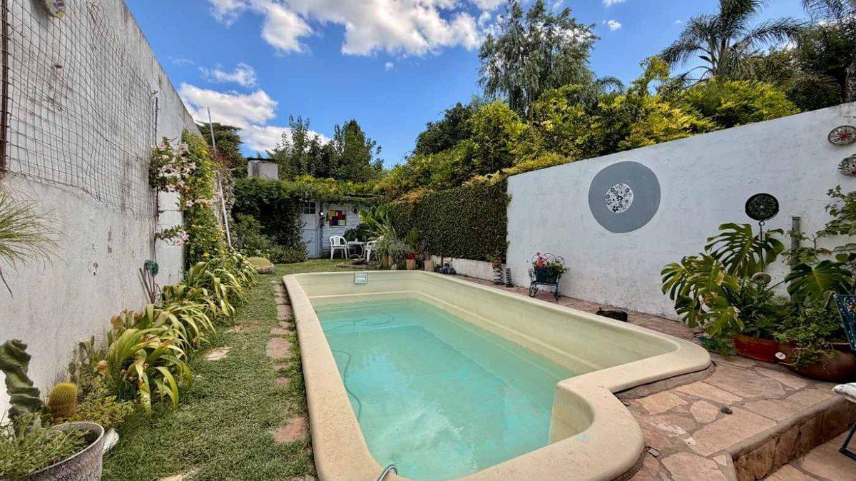 Foto de DUPLEX EN VENTA CITY BELL 2 DORMITORIOS Y PILETA, imagen 1