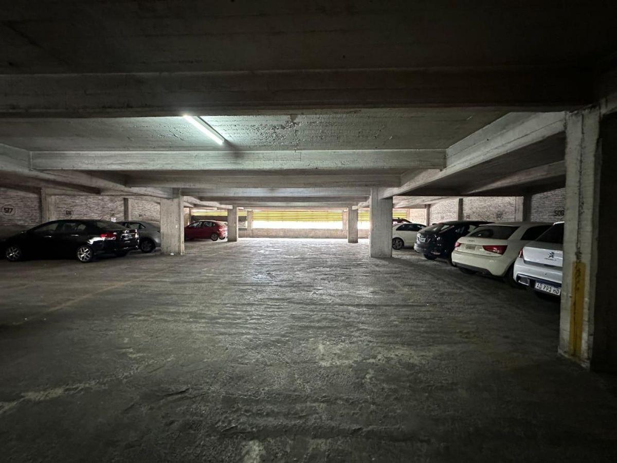 Foto de COCHERA EN VENTA LA PLATA CENTRO, imagen 3