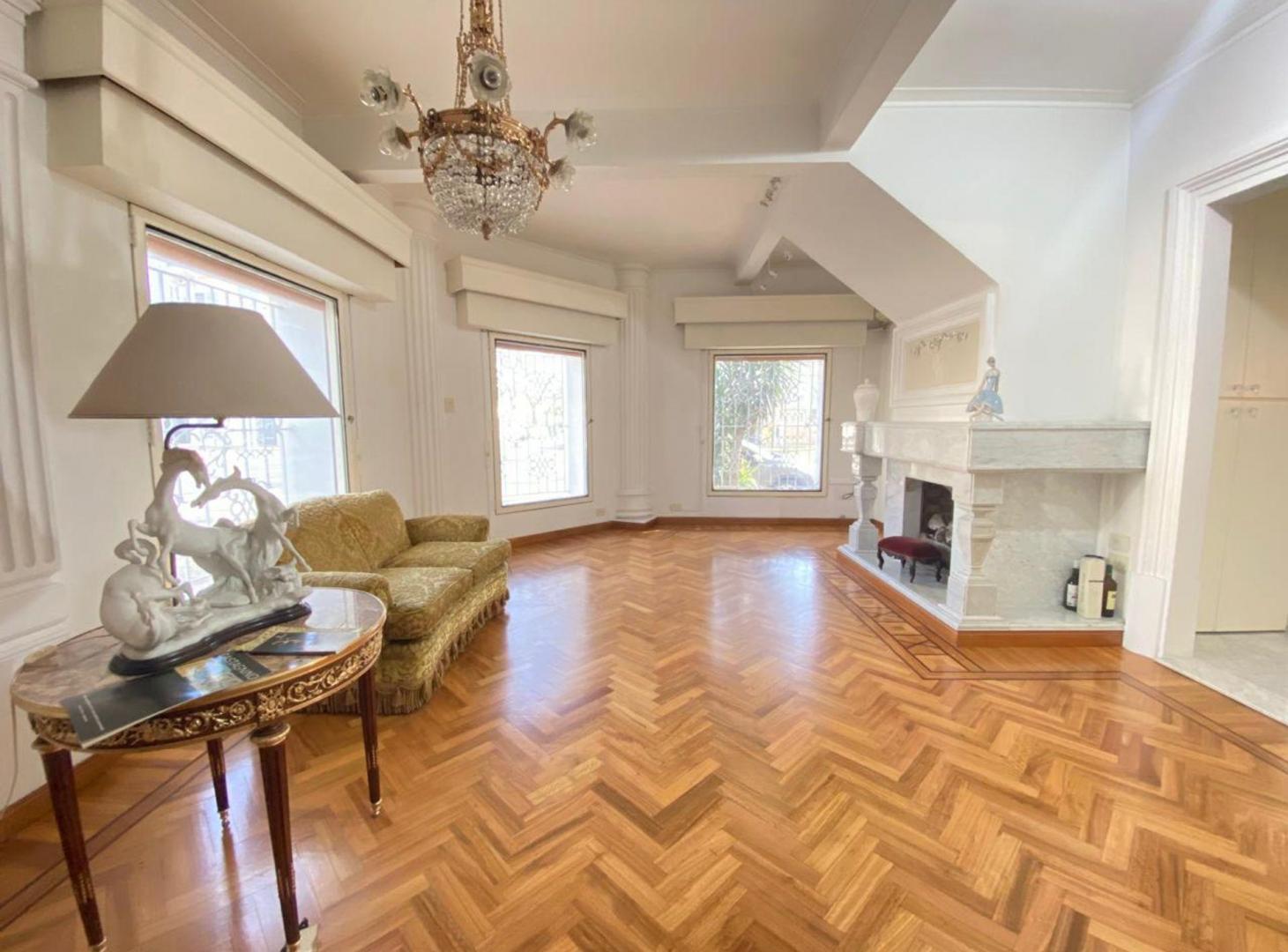 Foto de PH TIPO CASA EN VENTA LA PLATA CON COCHERA, imagen 1