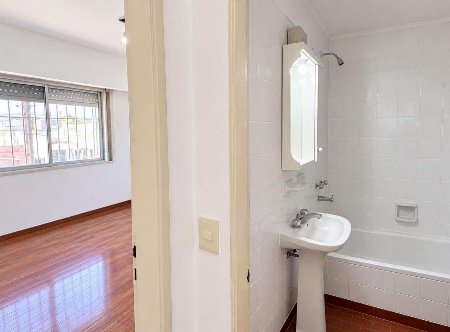 Foto de DEPARTAMENTO VENTA EN WILDE BALCON 2 AMBIENTES, imagen 4