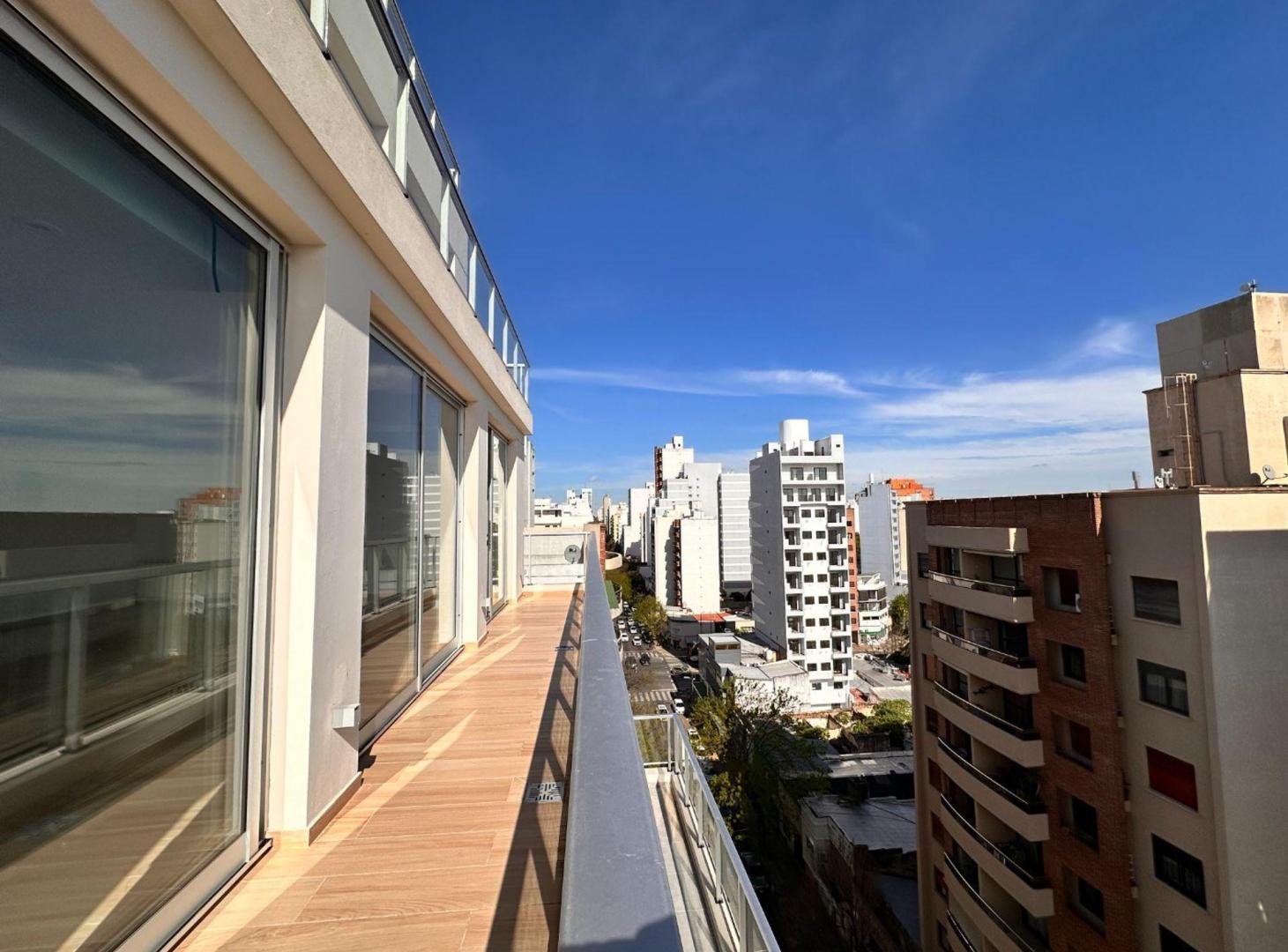 Foto de DEPARTAMENTO PISO EN VENTA LA PLATA 3 DORMITORIOS, imagen 3