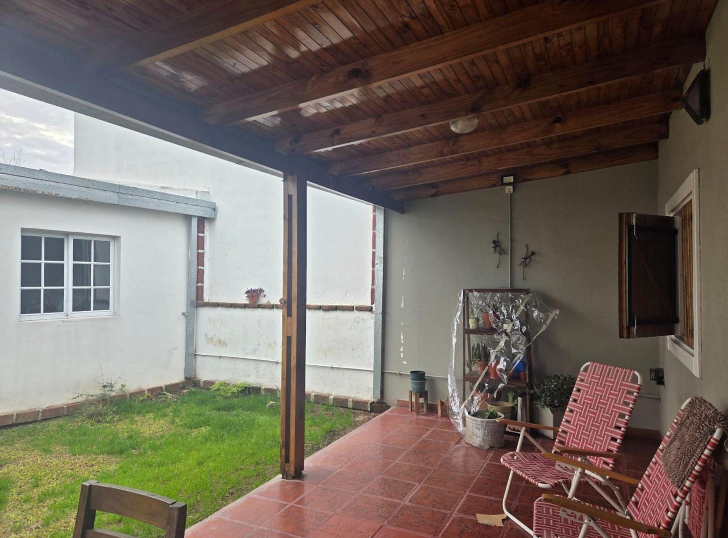 Foto de CASA EN VENTA LA PLATA APTA CREDITO, imagen 5