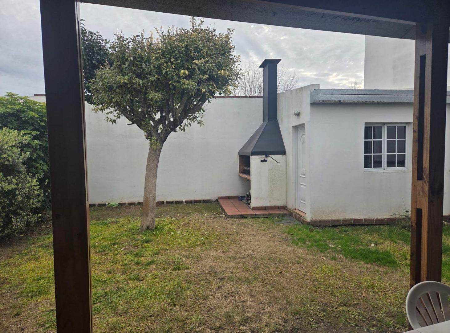 Foto de CASA EN VENTA LA PLATA APTA CREDITO, imagen 4
