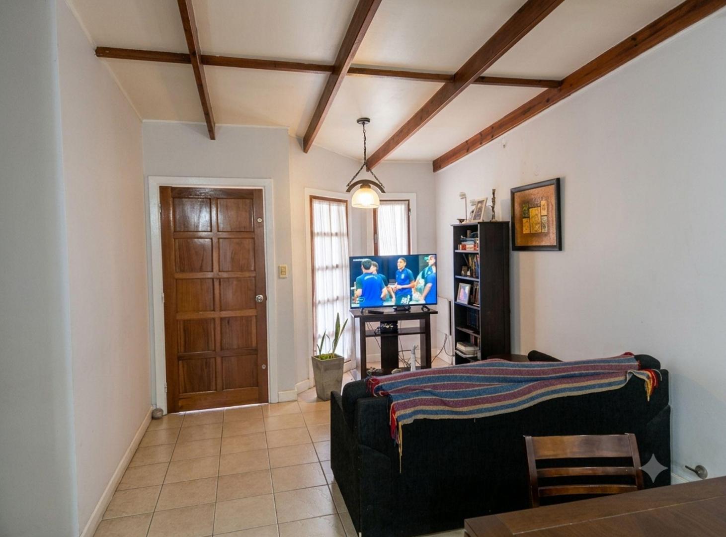Foto de CASA EN VENTA LA PLATA APTA CREDITO, imagen 3