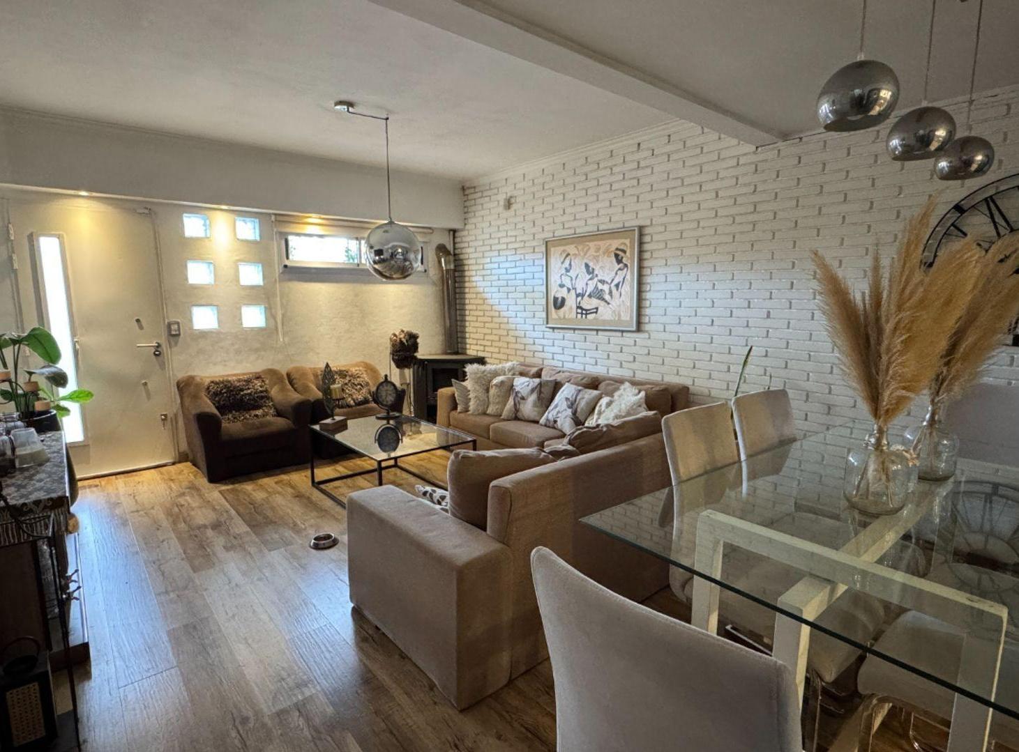 Foto de CASA EN PH EN VENTA LA PLATA 3 DORMITORIOS PATIO, imagen 2