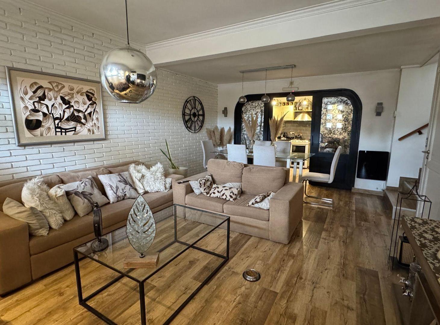 Foto de CASA EN PH EN VENTA LA PLATA 3 DORMITORIOS PATIO, imagen 4
