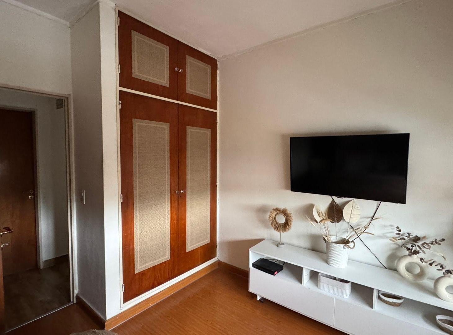 Foto de CASA EN PH EN VENTA LA PLATA 3 DORMITORIOS PATIO, imagen 3