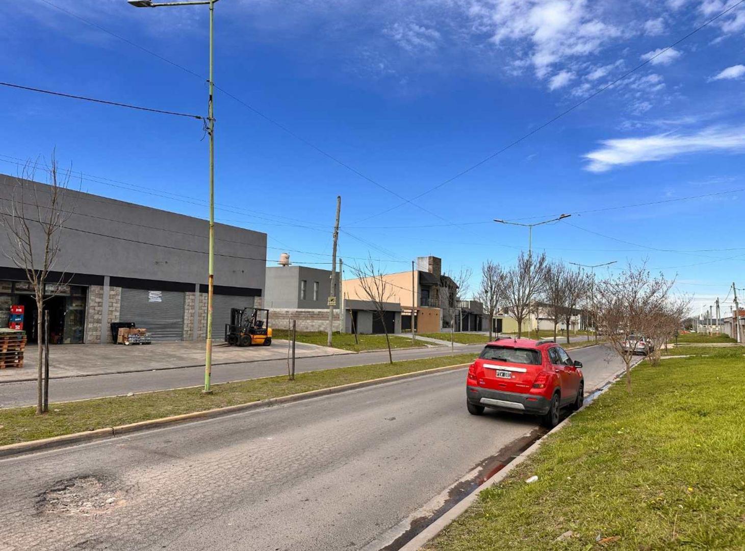 Foto de LOTE EN ESQUINA VENTA BARRIO ABIERTO NUEVO LORENZO, imagen 3