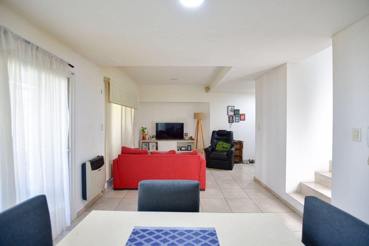 Foto de DUPLEX EN VENTA CITY BELL 2 DORMITORIOS, imagen 3