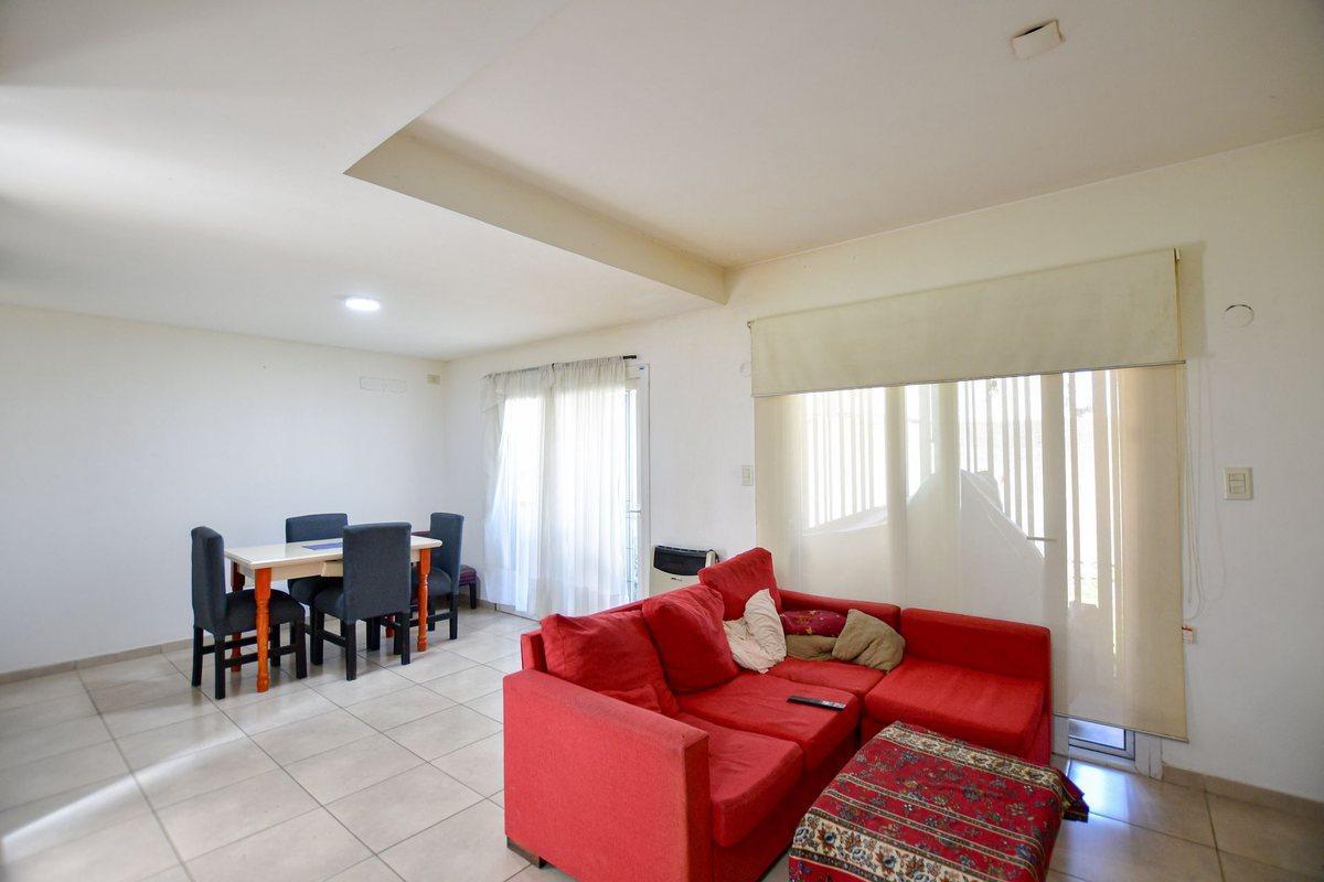 Foto de DUPLEX EN VENTA CITY BELL 2 DORMITORIOS, imagen 2