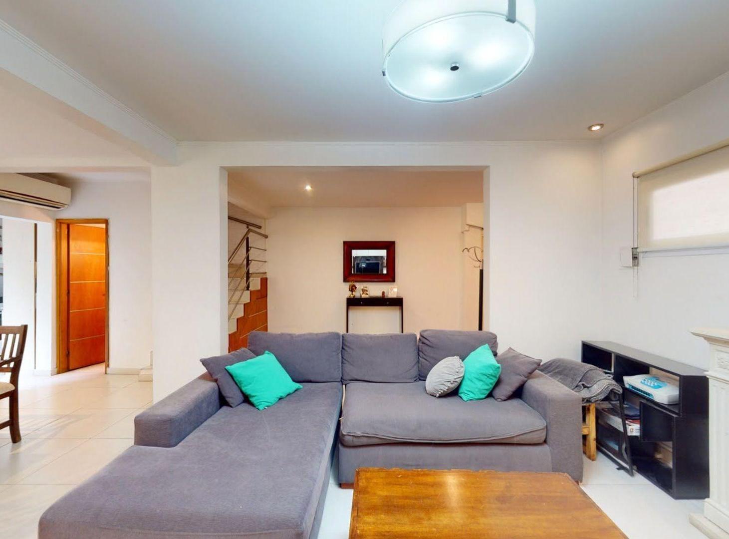 Foto de CASA TIPO TRIPLEX EN VENTA- LA PLATA, imagen 4