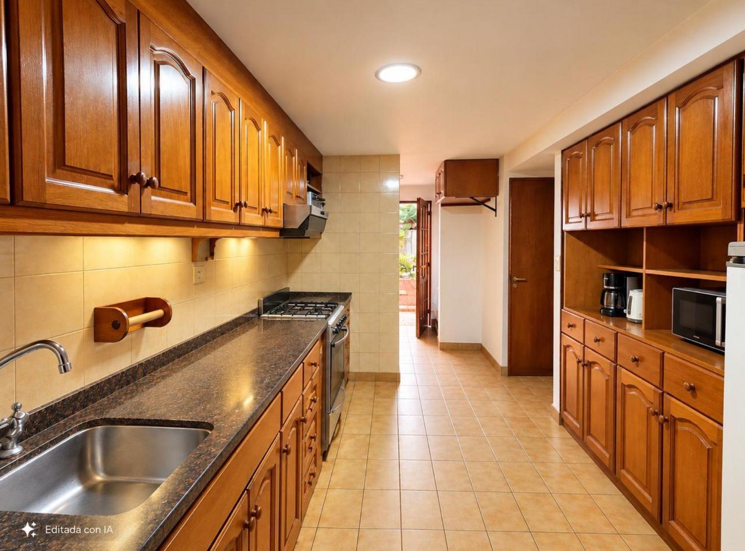 Foto de CASA EN VENTA GONNET - 3 DORMITORIOS, imagen 3