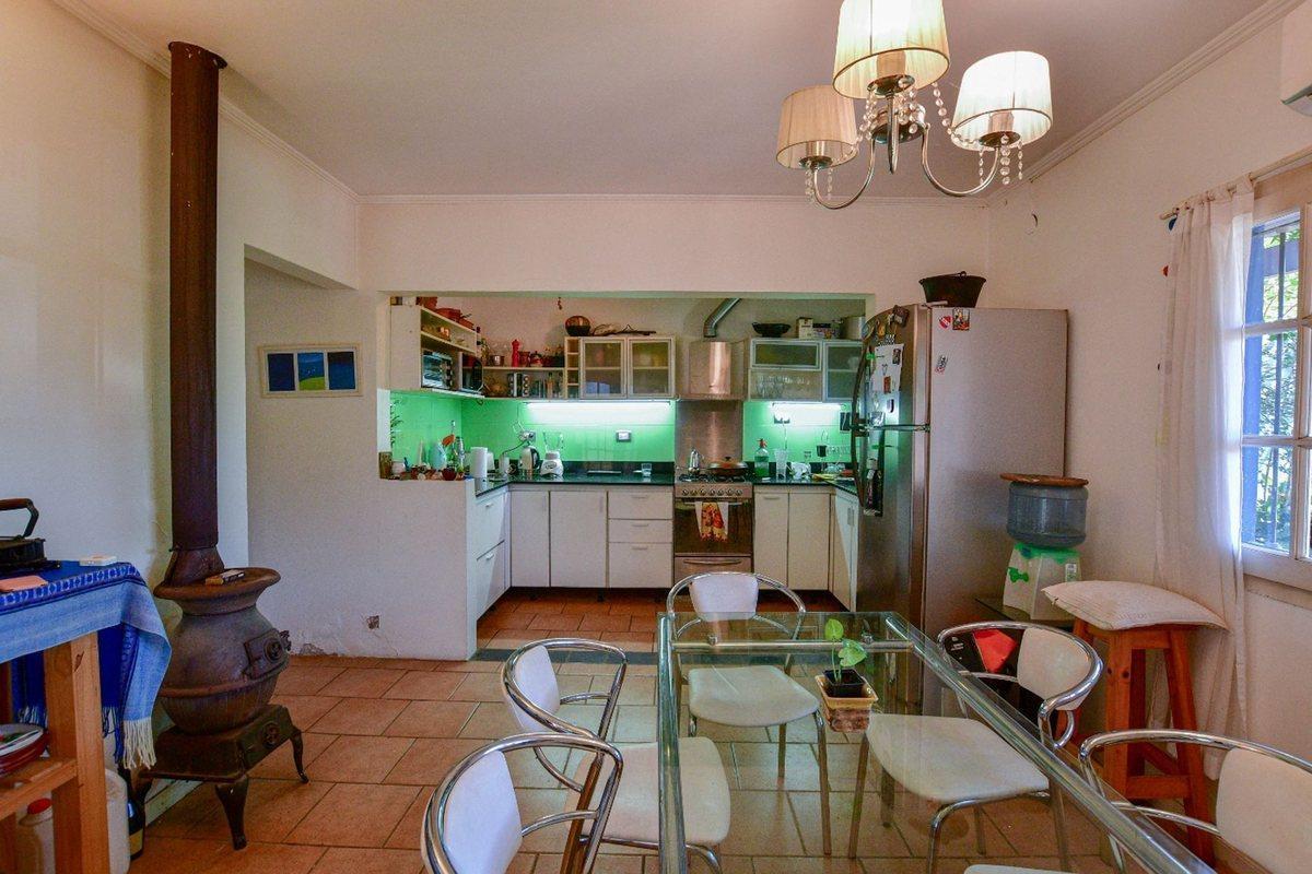 Foto de CASA VENTA LA PLATA GONNET 2 DORMITORIOS GARAGE, imagen 4