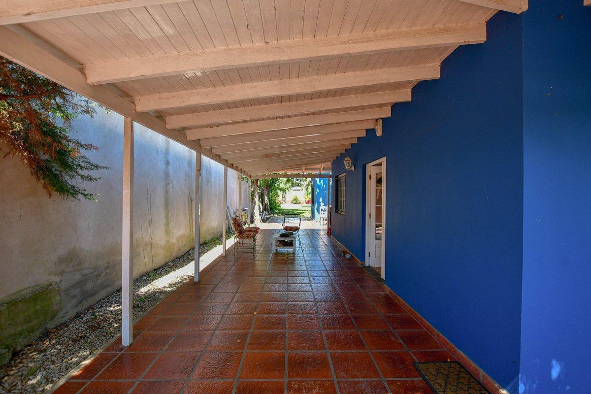 Foto de CASA VENTA LA PLATA GONNET 2 DORMITORIOS GARAGE, imagen 5