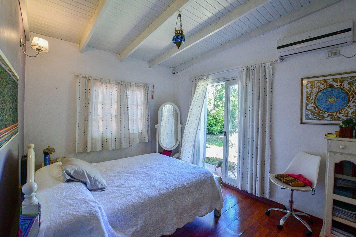 Foto de CASA VENTA LA PLATA GONNET 2 DORMITORIOS GARAGE, imagen 1