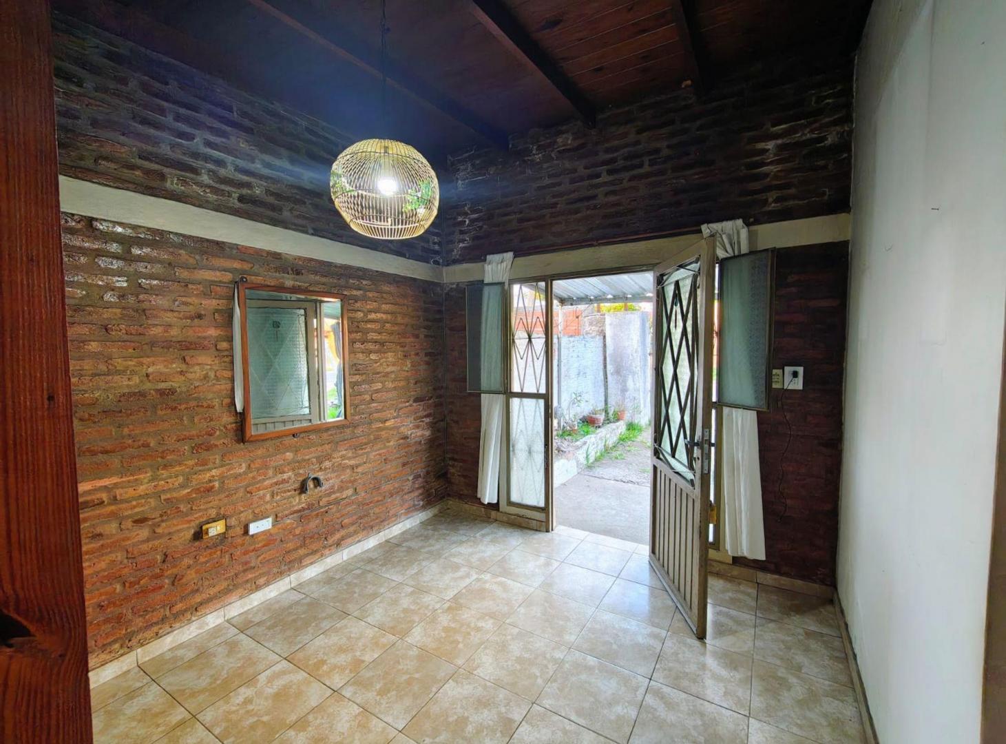 Foto de CASA EN VENTA EN LA PLATA EN ESQUINA, imagen 4