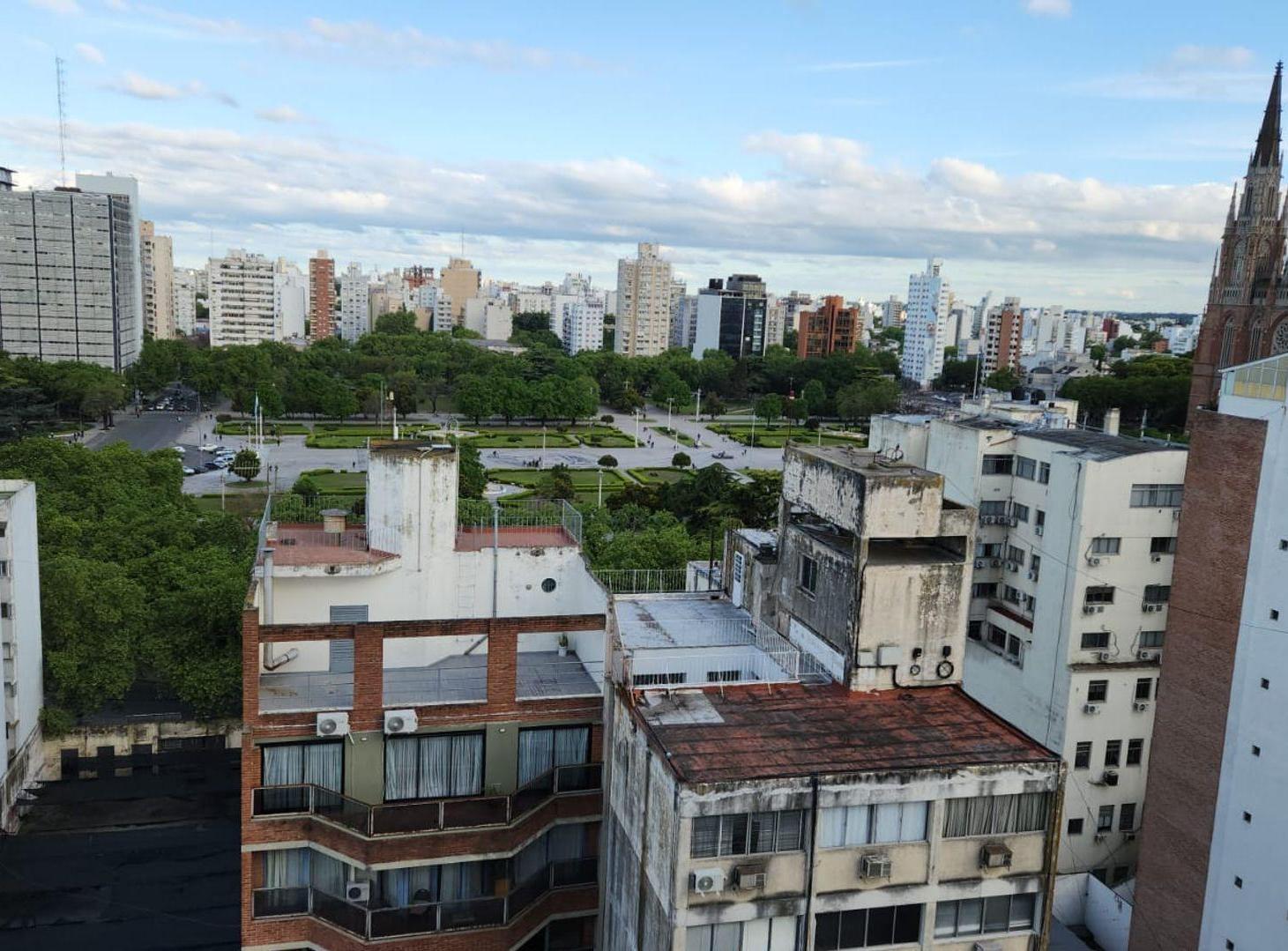 Foto de DEPARTAMENTO EN VENTA LA PLATA AMUEBLADO PISO 15, imagen 4
