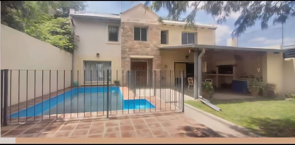 VENTA CASA 3 DORM Bo. JARDIN CLARET