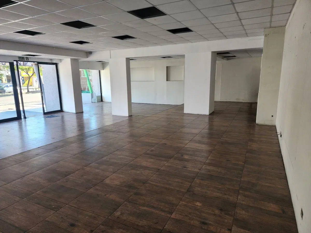 ALQUILER LOCAL COMERCIAL AV RAFAEL NUÑEZ 4100 5