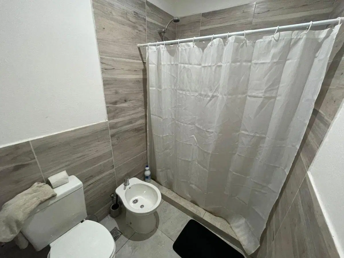 ALQUILER CASA 3 DORM HOUSING SPAZIO 8 - Bo. VILLA SERRANA 5