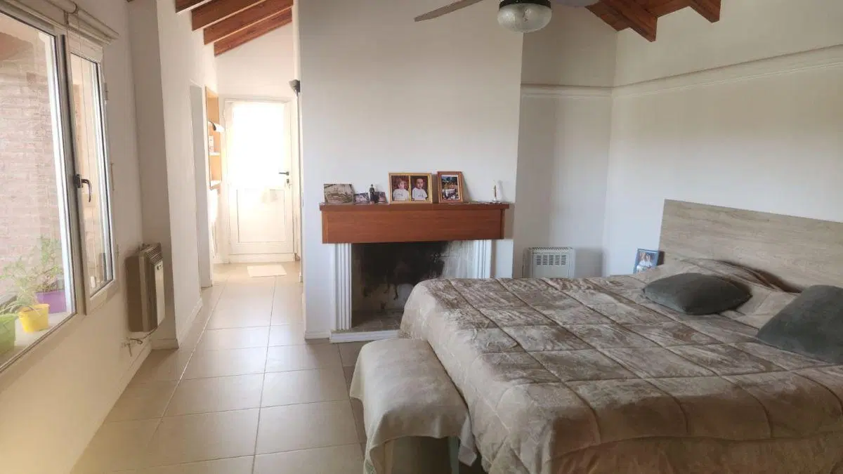 ALQUILER CASA COUNTRY 4 HOJAS - 4 DORM 2