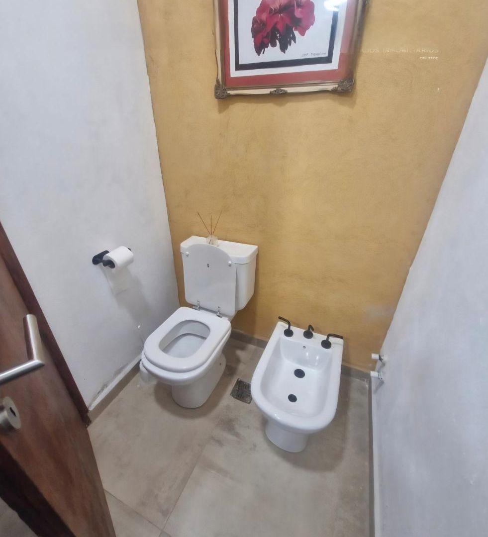 Foto de ALQUILER CASA 3 DORM Bo. LOMAS OESTE - VILLA ALLENDE, imagen 5