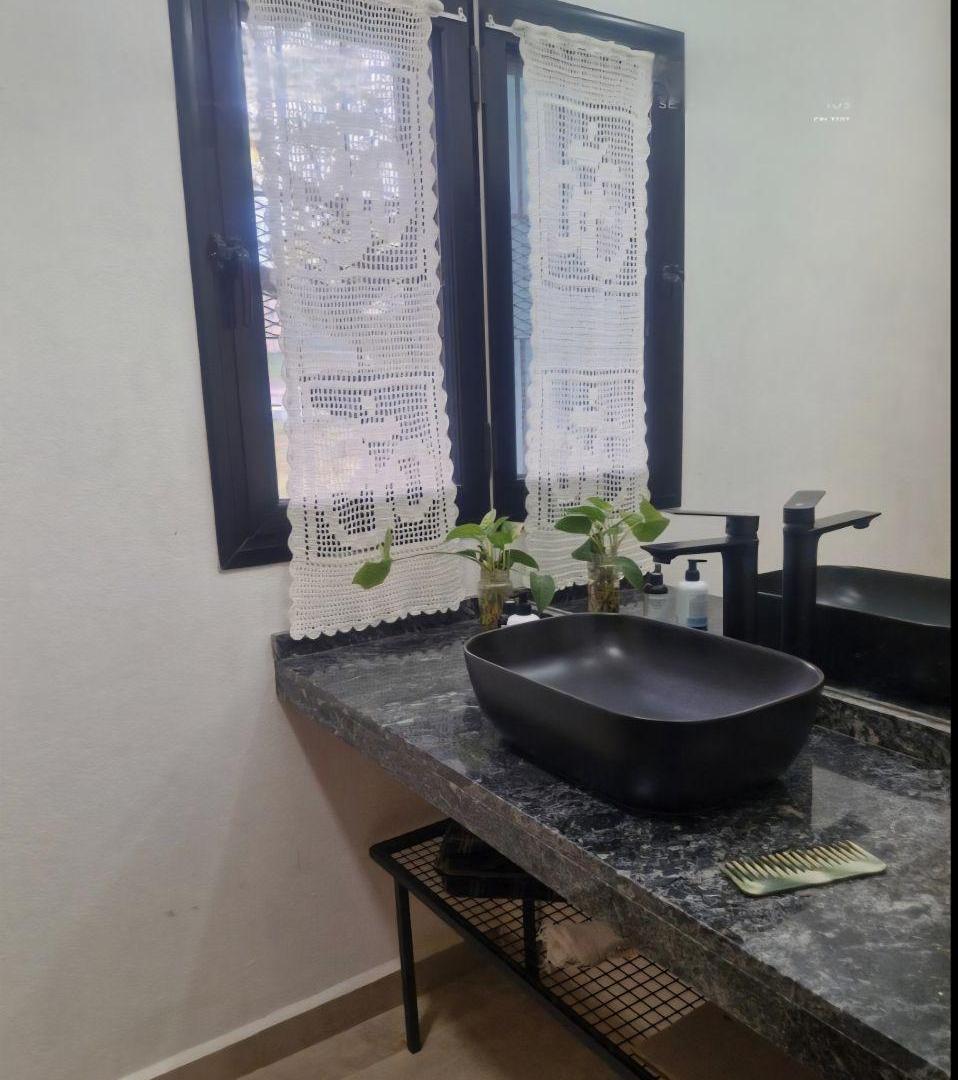 Foto de ALQUILER CASA 3 DORM Bo. LOMAS OESTE - VILLA ALLENDE, imagen 3