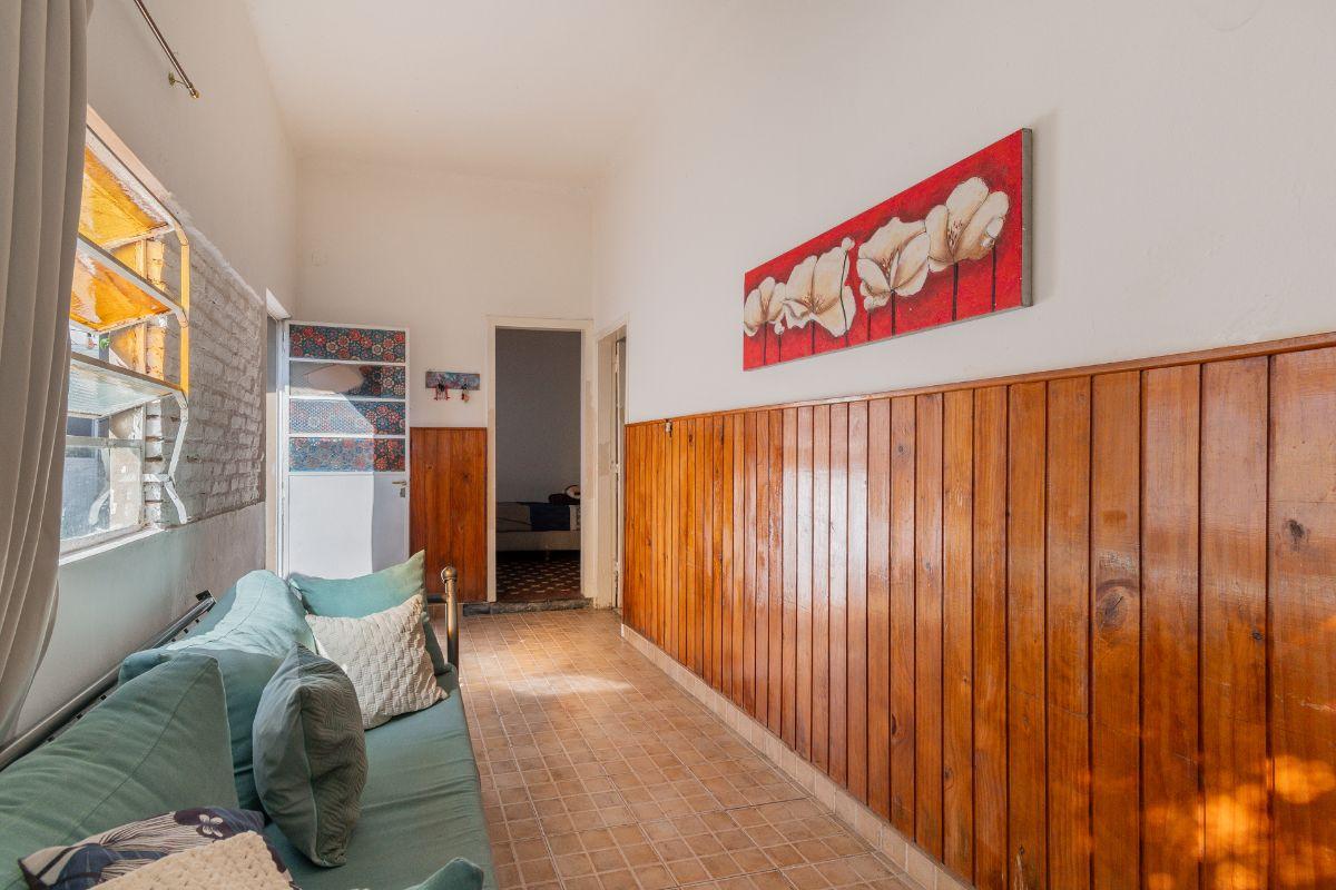 Foto de VENTA PH 3 AMBIENTES-COCHERA-PATIO DOBLE-TERRAZA- CASEROS, imagen 4