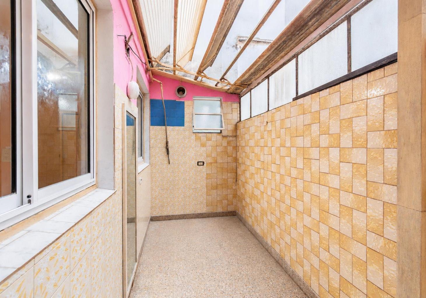 Foto de Departamento 2 ambientes con patio - A REMODELAR - SAN CRISTOBAL - VENTA, imagen 5