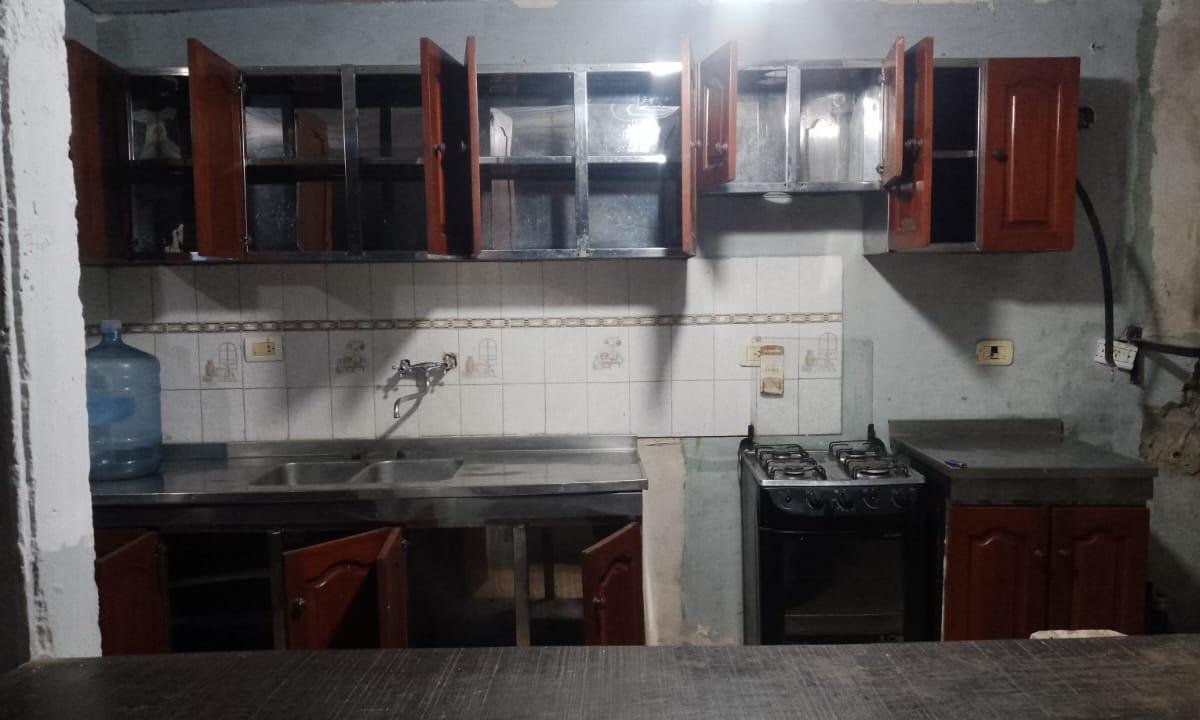 Complejo con 3 Departamentos en Venta/ Paso de La Patria 1