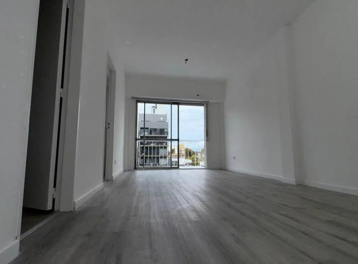 Departamento en Segurola 923 4