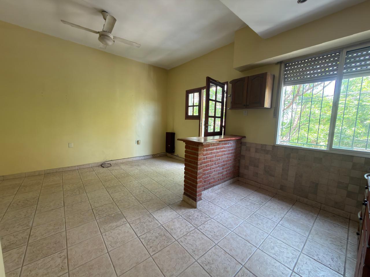 PH VELEZ SASRFIELD /FLORESTA 2 AMB 1 PISO POR ESCALERA. CON TERRAZA Y BALCON .UNA GRAN OPORTUNIDAD!!