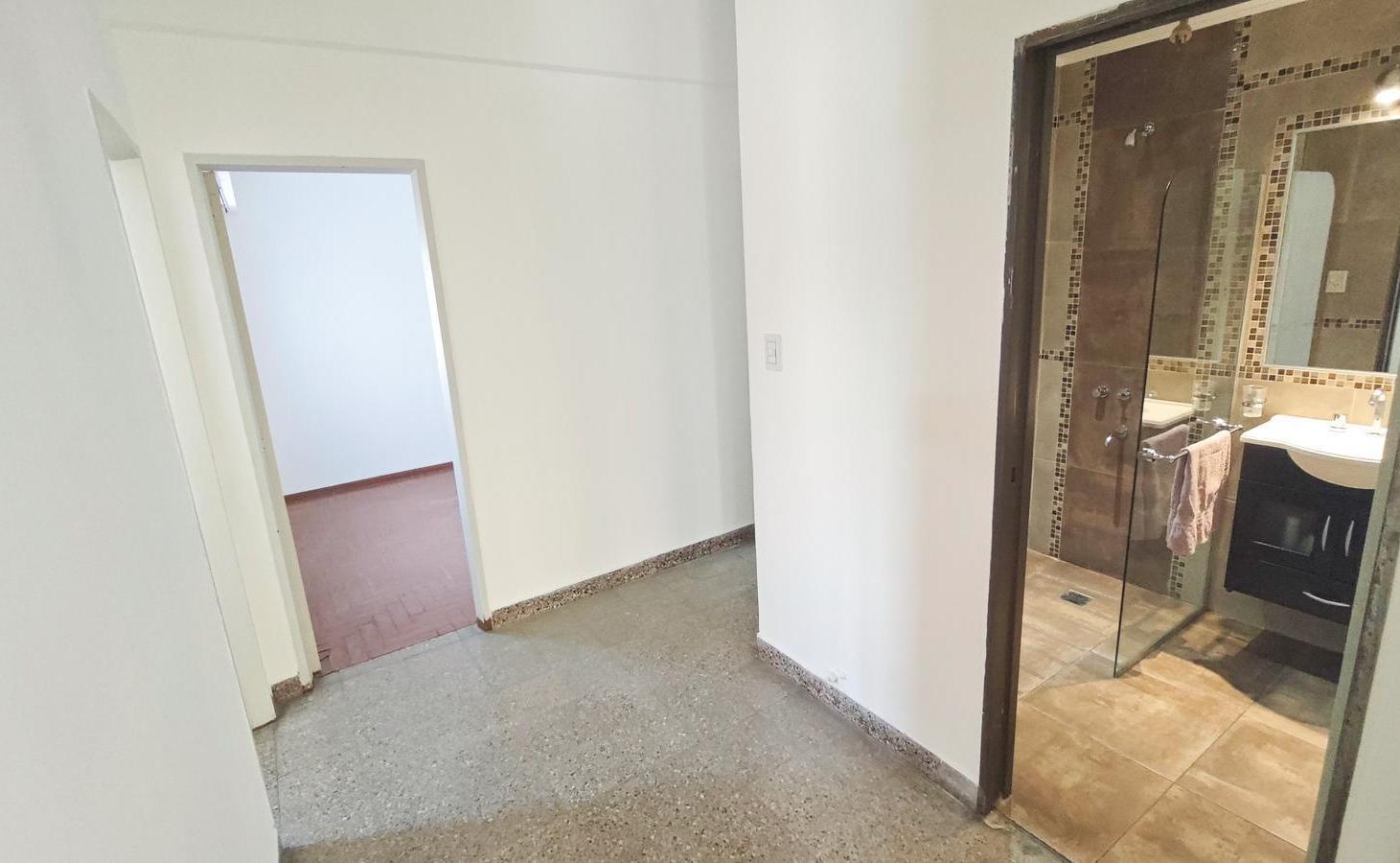 Foto de Venta PH 4 amb Villa Luzuriaga terraza cochera APTO CREDITO, imagen 2
