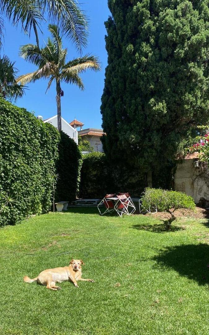Casa en Villa Devoto, lote propio con gran parque, una maravilla en la zona! UBICACION PRIVILEGIADA
