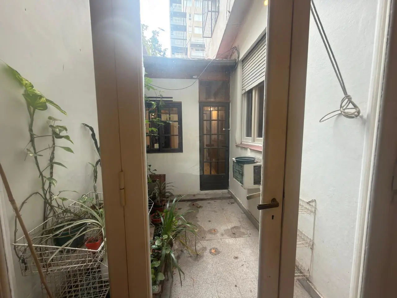 PH en Caballito Sur PB 4 AMB CON AMPLITUD 2 PATIOS Y GRAN COMODIDAD. APTO PROFESIONAL 3