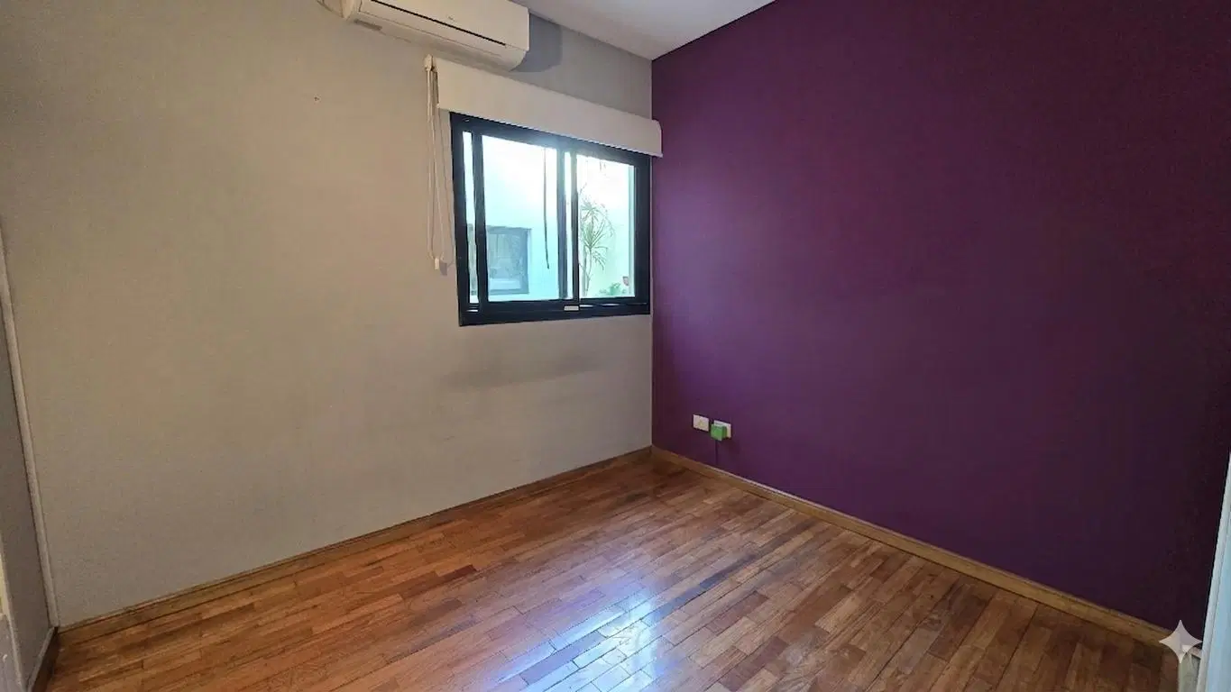 Venta de Casa lote propio con Jardin y cochera en Agronomia 3